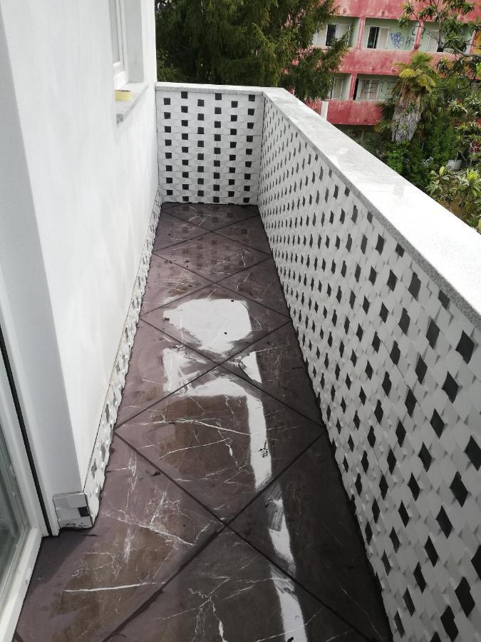 Modern Apartment Ana 罗维尼 外观 照片